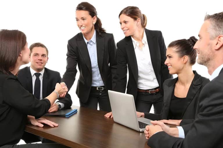 Comment garder un salarié les premiers mois ?