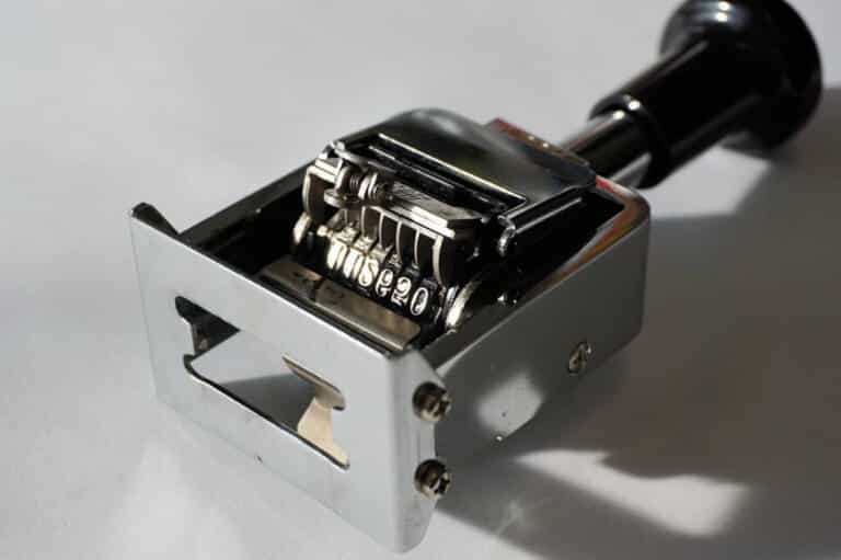 Le tampon d&rsquo;entreprise a-t-il encore raison d&rsquo;être ?