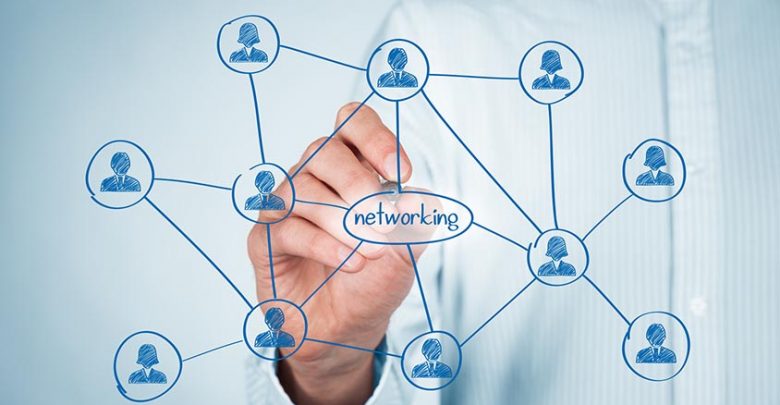 Networking libre ou networking organisé : qu'est ce qui est le plus intéressant ?