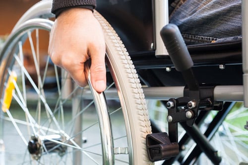 Embaucher un travailleur handicapé : obligations et aides