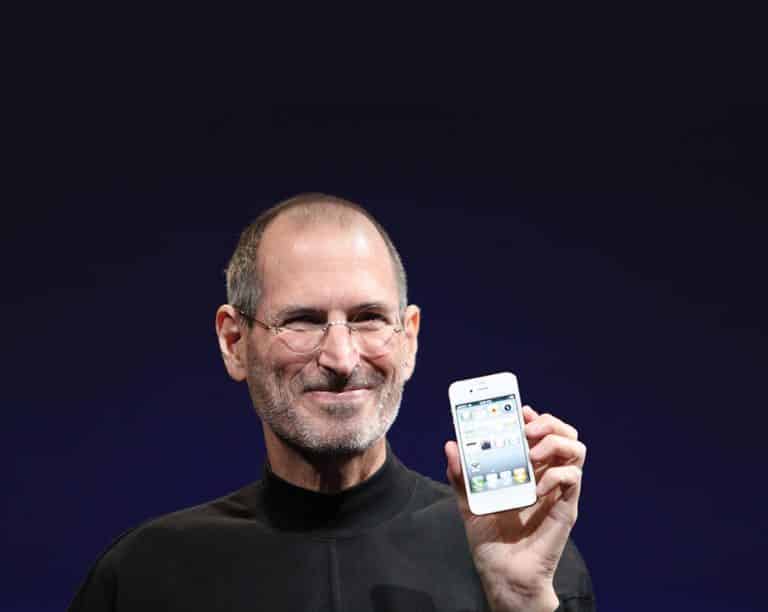 Steve Jobs aussi innovant que controversé