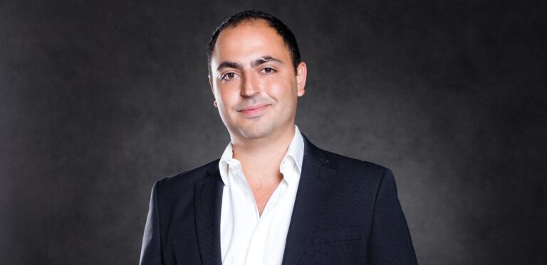Il surfe sur les opportunités du numérique !