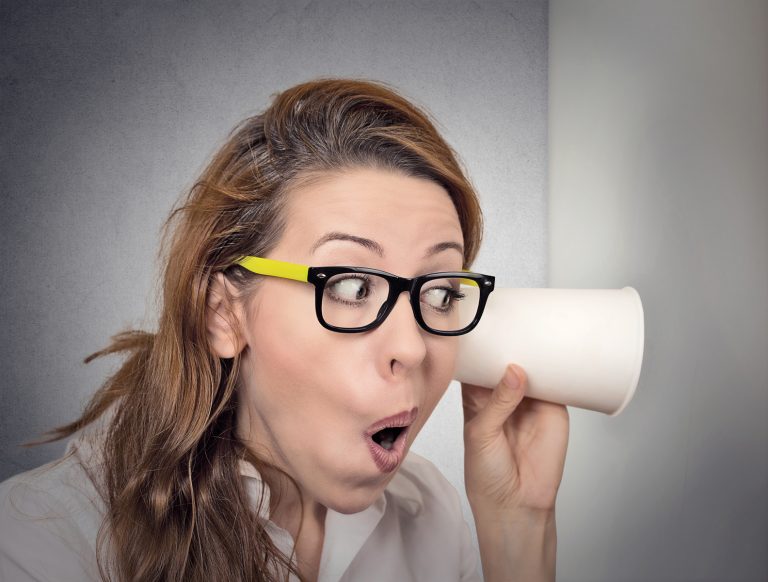 Rumeurs au travail, comment gérer ?