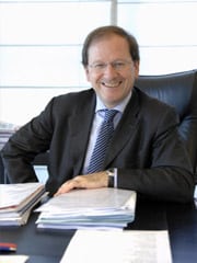 Hervé Novelli Secrétaire d'état chargé du commerce, de l'artisanat, des