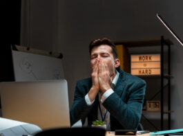 La honte entrepreneuriale : parler des erreurs, des dettes, des projets morts, sans masque