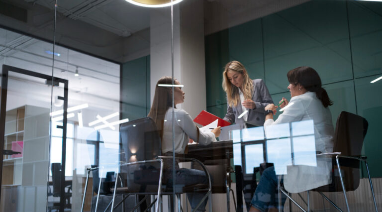 Négociations commerciales : quand la psychologie, les données et la pression du terrain redessinent les règles du jeu