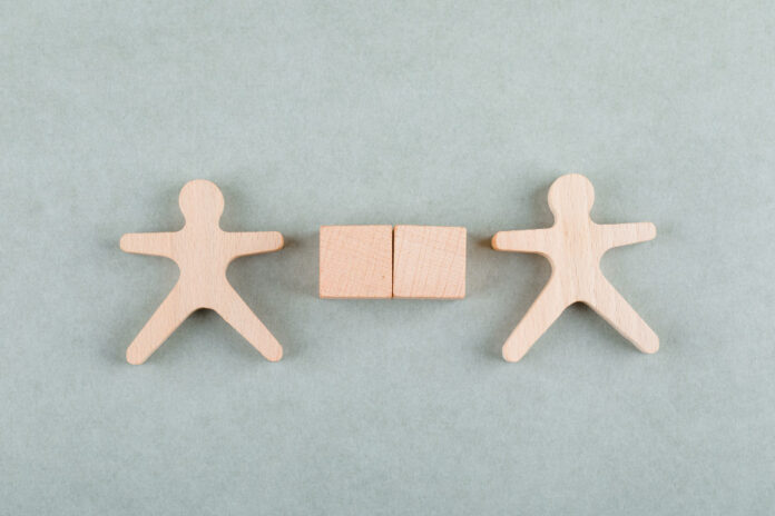 Organiser un système de transmission des responsabilités par évaporation naturelle