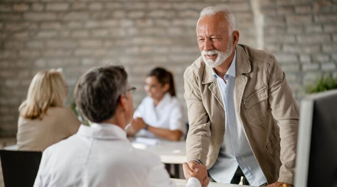 Recruter des seniors en 2026