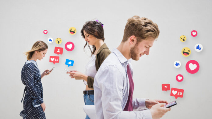 Réseaux sociaux émotion vitrine marques