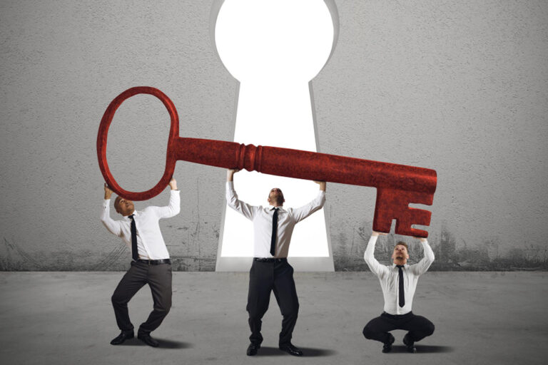 Les entrepreneurs et leur club secret « à la recherche de la clé du succès » dans le bureau