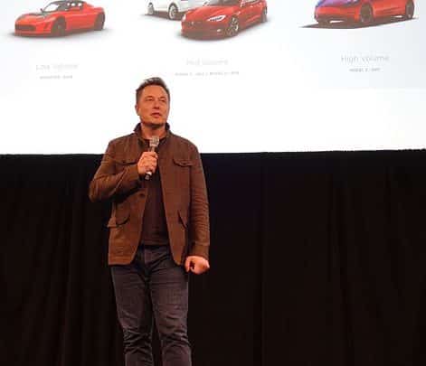 Tesla et Elon Musk : l'admiration malgré les difficultés