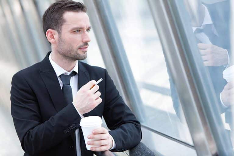 Entrepreneurs, comment gérer les pauses cigarettes de vos équipes ?