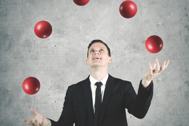 Pourquoi les entrepreneurs devraient-ils apprendre à jongler avec les priorités ? 