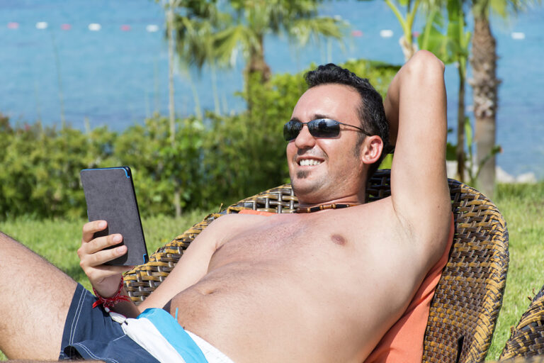 Convaincre tout le monde que vous avez bronzé sur une plage tropicale plutôt que dans votre sous-sol