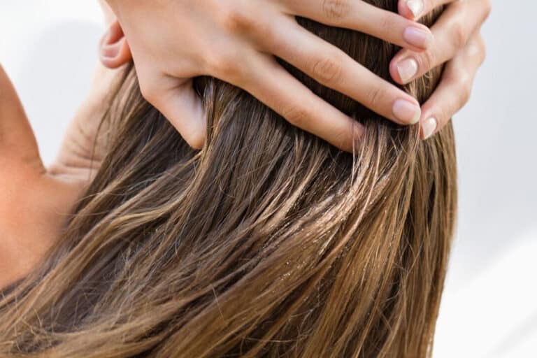 Comment prendre soin de vos cheveux abîmés ?