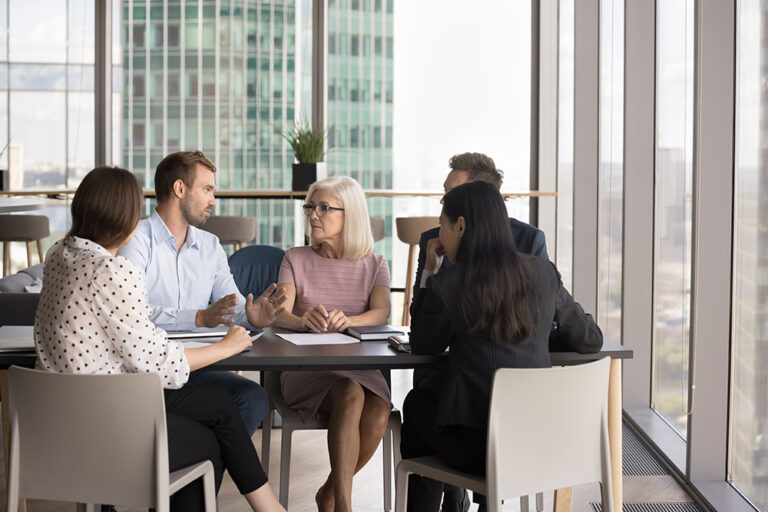 Prendre des décisions impopulaires sans perdre la confiance de son équipe Prendre des décisions impopulaires sans perdre la confiance de son équipe