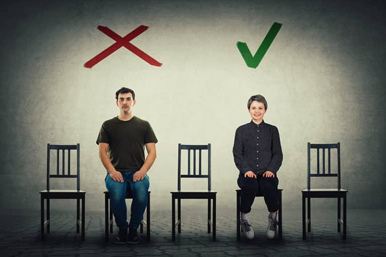 Comment choisir entre deux candidats ?