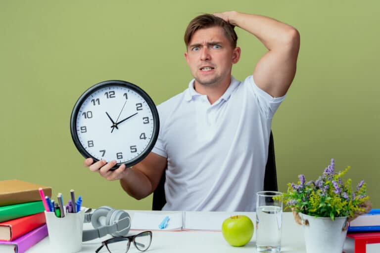 Les 10 erreurs à ne pas commettre dans la gestion du temps en tant qu&rsquo;entrepreneur