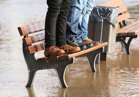 Prévenir les risques et les conséquences des inondations en entreprise
