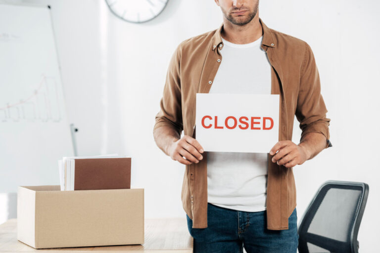 Expérimenter la fermeture mensuelle de l’entreprise pour restaurer l’efficacité collective