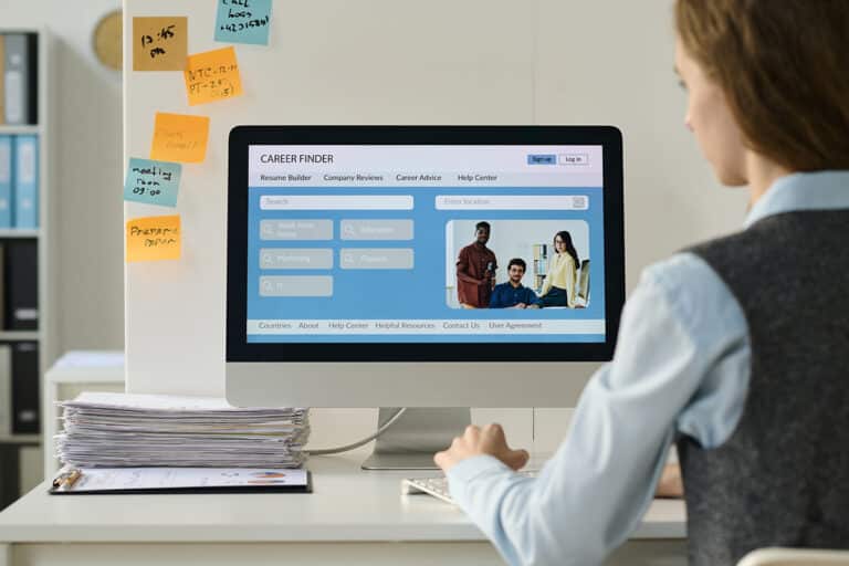 Comment mettre en place une stratégie de formation en ligne pour vos employés ?