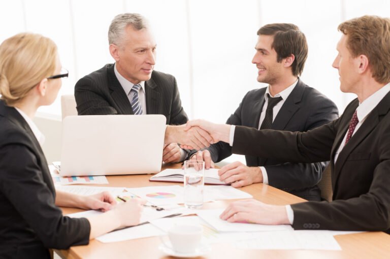 Top 10 conseils pour gérer les relations avec les actionnaires et les investisseurs