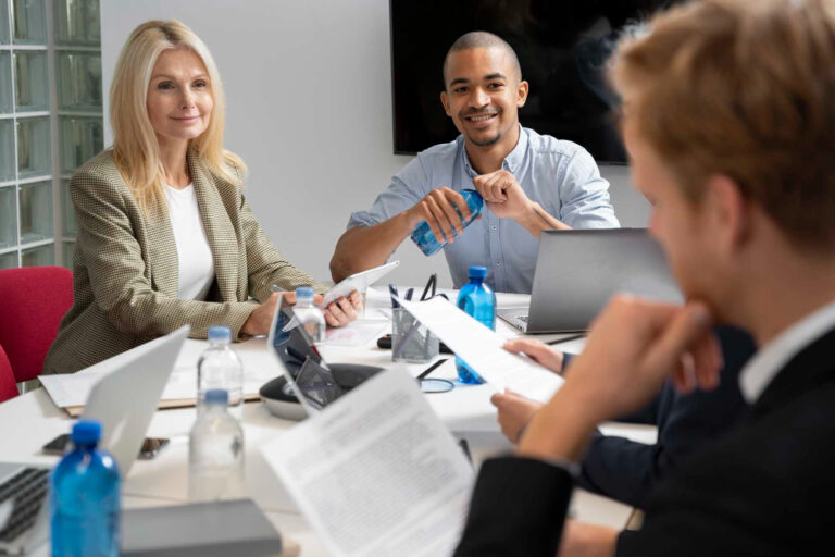 Organiser des journées transdisciplinaire : découverte mutuelle entre services