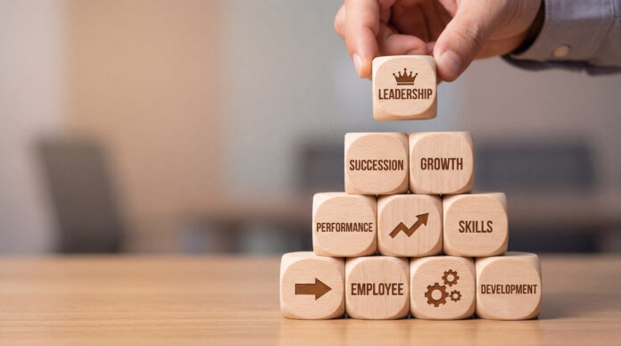 Le leadership en 2026 : l'ère du manager « augmenté », mais radicalement humain Le leadership en 2026 : l'ère du manager « augmenté », mais radicalement humain