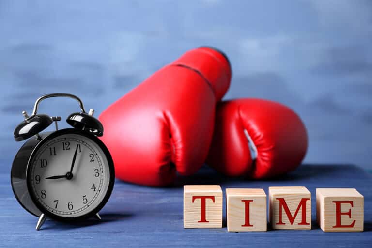 Le match de boxe : procrastination vs productivité
