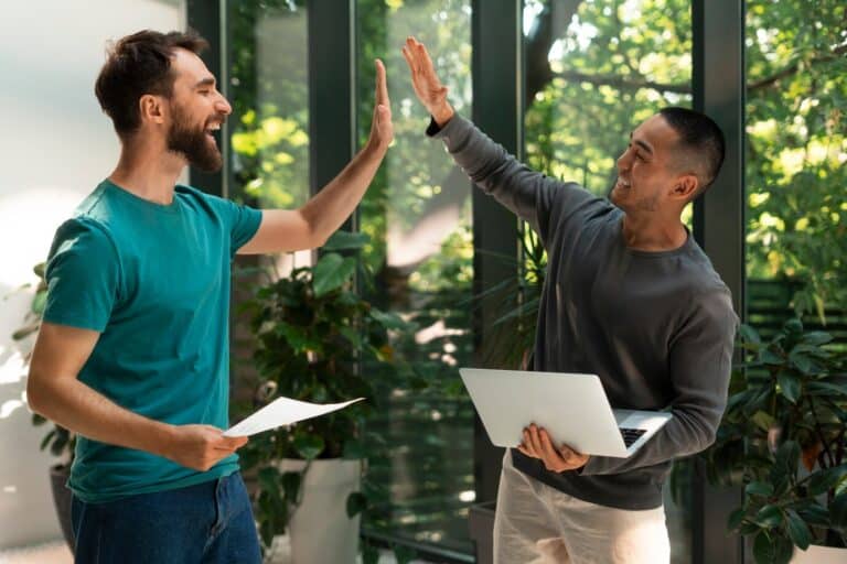 Quand un projet commun révèle l’amitié… au lieu de la détruire