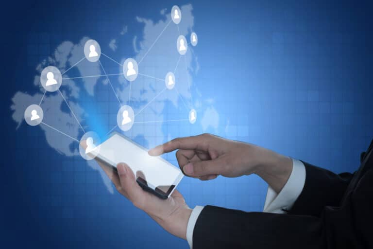 L&rsquo;entrepreneur et son « réseau social » au travail