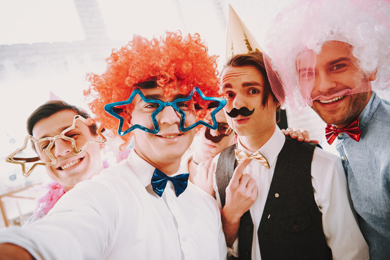 Organiser un événement d’entreprise : « soirée costumée »