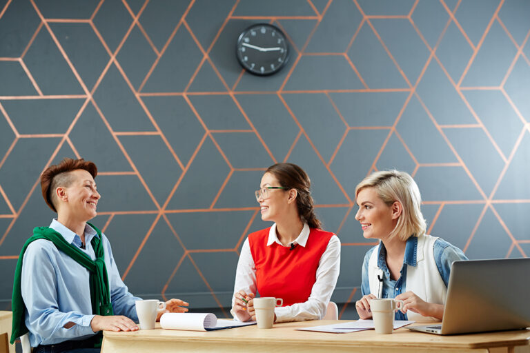 Comment transformer une discussion informelle en une réunion de trois heures