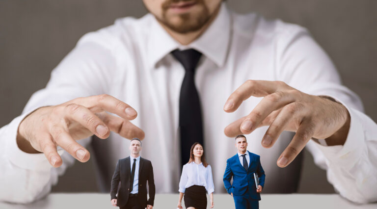 La transmission invisible : comment les traumas personnels façonnent les décisions d’entreprise La transmission invisible : comment les traumas personnels façonnent les décisions d’entreprise