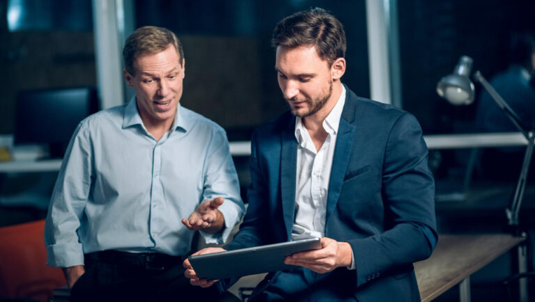 Trouver un mentor : l’allié discret qui change le destin d’un entrepreneur